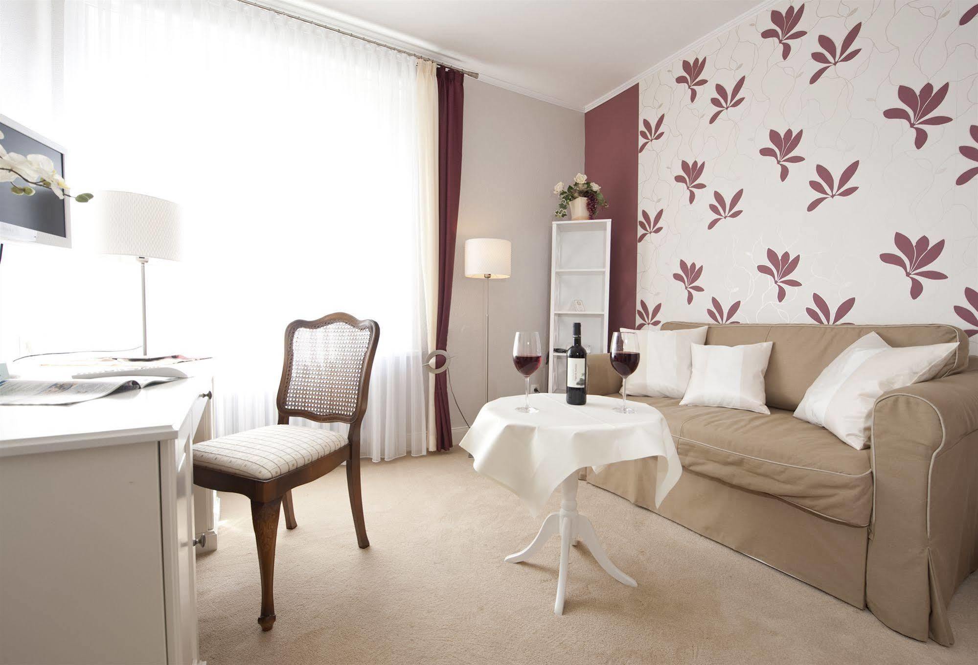 Boutiquehotel Das Haus Am Walde Bad Bevensen Exteriör bild