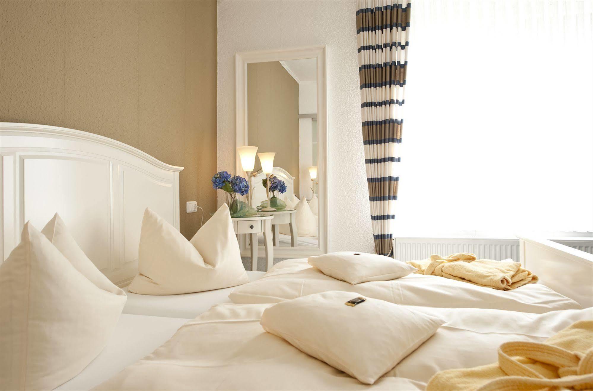 Boutiquehotel Das Haus Am Walde Bad Bevensen Exteriör bild
